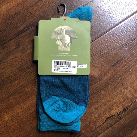 SOL ALPACA Women’s baby alpaca socks - Picture 2 of 6